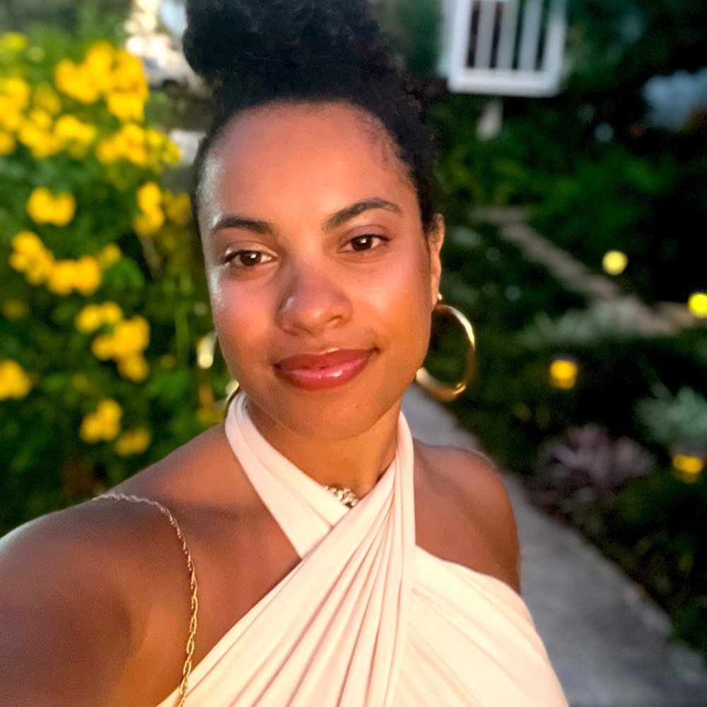 Meet your Posher, Yisselda